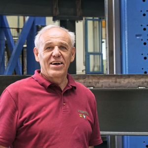 Werner Locher, Head of Field Sales bei Schaeffler Schweiz, sagt von sich er habe immer Glück. Damit könnte er recht behalten, denn Markus Havrda hat schon ein Nachfolgeprojekt im Visier und kann sich eine erneute Zusammenarbeit gut vorstellen.(Bild:  Wysshus Engineering GmbH)