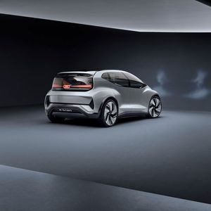 Audi zeigt in Shanghai die Studie AiMe. 