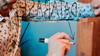 Beim Data Modelling wird vom Entwurf aus über die verschiedene Schemata die finale Datenbank definiert und aufgebaut. (Bild: campaign-creators)