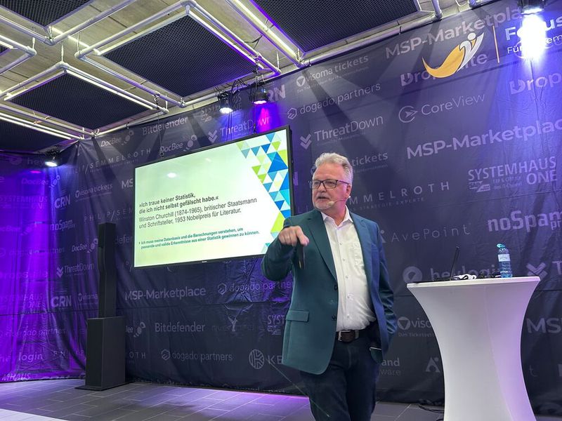 In seinem Vortrag sprach Holger Kämmerer, Geschäftsführer von ATD, über die Unternehmensentwicklung von ATD und welche Rolle Daten dabei spielen.  (Bild: Vogel IT-Medien)