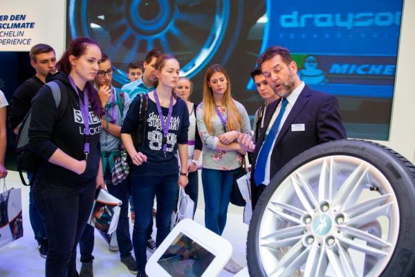 IAA 2015: Messeimpressionen (Bild: VDA)