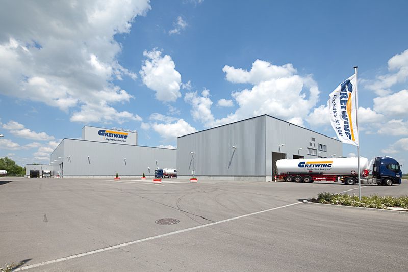 Logistik durchaus erwünscht. Auf der Website des Gewerbeparks wirbt dieser mit dem Logistiker Greiwing. (Bild: Arealpro, werbefotografie-weiss.de)