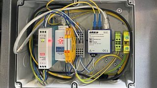 Abschaltanlage für Windkraftanlagen: Mit den Switchen und Medienkonvertern von EKS Engel erhält Fleximaus eine zuverlässige Lösung für den Fledermausschutz in Windkraftanlagen. (Bild: Fleximaus)