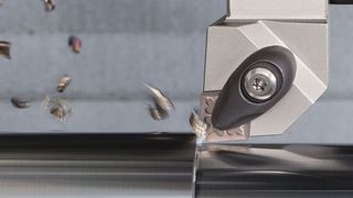 Der Tungaloy-Schneidstoff T9215 bringt, wie es heißt, die besten Voraussetzungen mit, um ein beliebter Allrounder für die Stahlzerspanung zu werden. (Tungaloy)