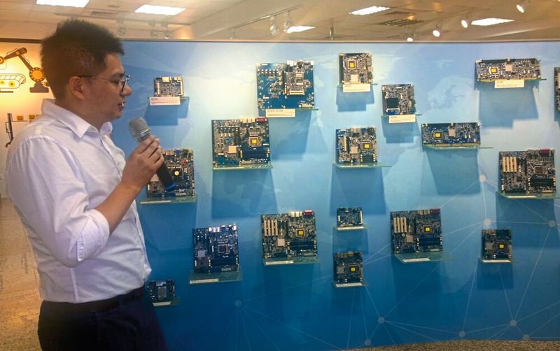 Terry Wu, Protech: „Wir können unsere POS- und Kiosk-Stationen individuell auf die Wünsche unserer Kunden zuschneiden.“ (Bild: Thomas Kuther)