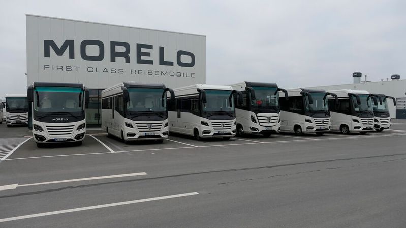 Der Hersteller von Luxusreisemobilen, Morelo, hatte die Teilnehmer des ZKF-Caravantags nach Schlüsselfeld eingeladen.(Bild:  Wenz - VCG)