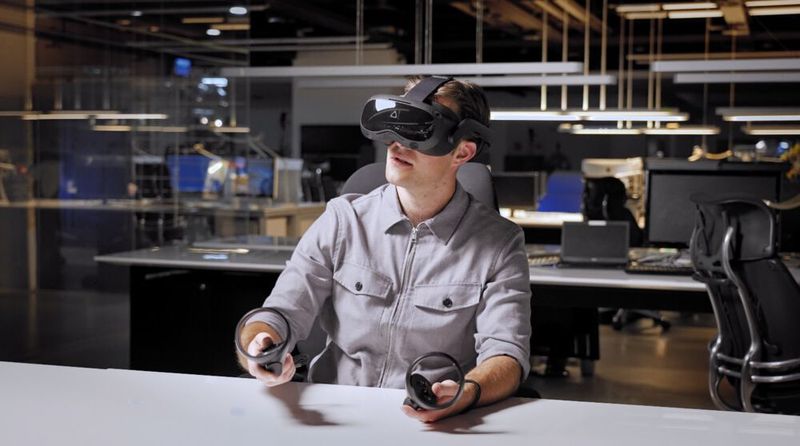 Konstrukteure können komplexe, dreidimensionale Objekte, wie beispielsweise digitale Zwillinge, im Originalmaßstab betrachten, verändern und mit ihnen interagieren. (HTC Vive)