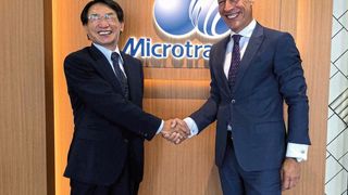 Hiroshi Nakamura, Executive Vice President Nikkiso Co. Ltd. (l.) und Andries Verder, Eigentümer Verder Gruppe (r.) (Vercer Scientific)
