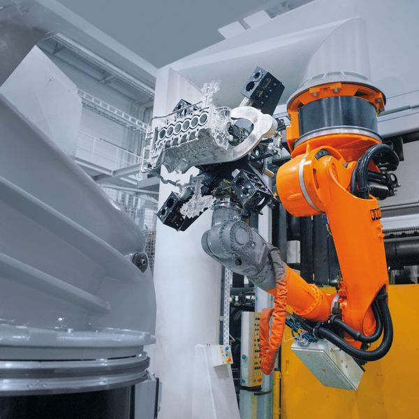 Die Geschäfte der deutschen Roboterhersteller laufen gut und sollen dank Industrie 4.0 weiter zulegen. (Bild: Kuka)