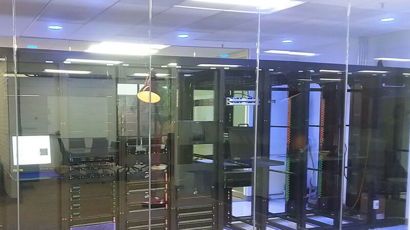 Fujitsu und Vexata arbeiten im brandneuen Fujitsu-Lab im kalifornischen Sunnyvale gemeinsam an der Referenzarchitektur 