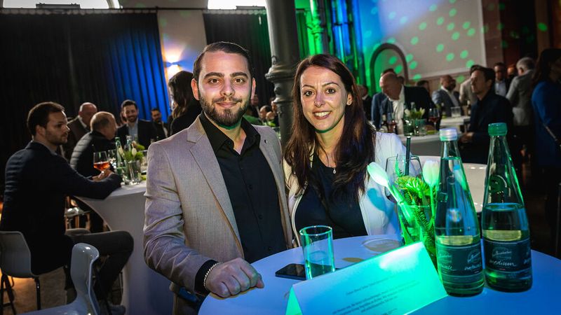 Ebenfalls nominiert sind die Geschwister Kader und Temel Dogu, die zusammen Temel Automobile in Montabaur leiten. (Bild: Stefan Bausewein)