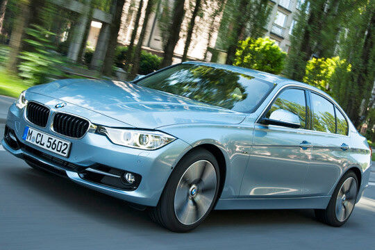 Für über 50.000 Euro gibt's den 3er jetzt auch als Hybriden. (Foto: BMW)