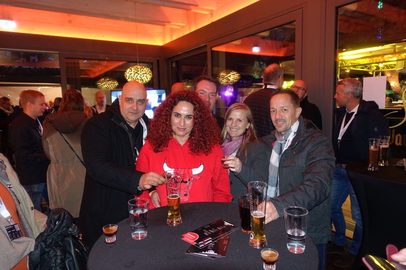 Bullaugen, wo man auch hinsieht! (Bild: IT-BUSINESS)