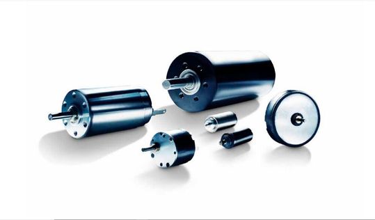 Bild 1: Jeder Motor hat eigene Ansprüche. Als Beispiel wird im Artikel die Leistung ermittelt, die der Motor 2668W024CR im kalten Zustand liefern muss, um ein Lastmoment von 68 mNm mit einer Drehzahl von 7.370 pro Minute anzutreiben.(Bild:  Faulhaber)