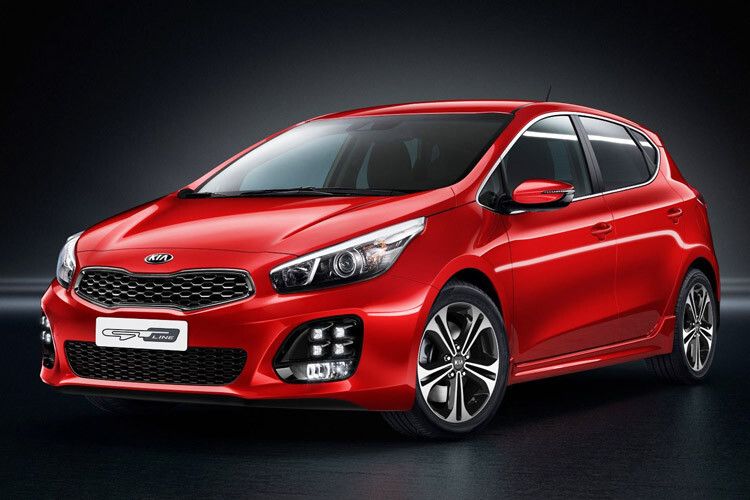 Mit der neuen Ausstattung Kia Ceed GT-Line debütieren auf dem Genfer Autosalon (5. bis 15. März) auch Technik-Neuheiten der Koreaner. (Foto Kia)