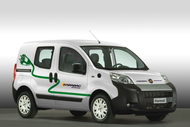 ... einen elektrifizierten Fiorino ...  (Foto: Karabag)