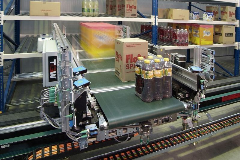 Auch in der allgemeinen Rezession blieb TGW innovativ und präsentierte unter anderemein vollautomatisches Intralogistiksystem für den Lebensmittelhandel. Bild: TGW (Archiv: Vogel Business Media)