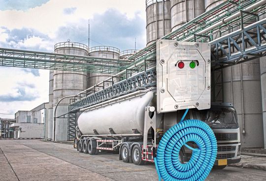 Der Allrounder unter den Erdungsüberwachungssystemen: Geräte der Reihe 8485 eignen sich für Tanklaster, Kesselwagen oder FIBC gleichermaßen.(Bild:  ©praethip - stock.adobe.com)