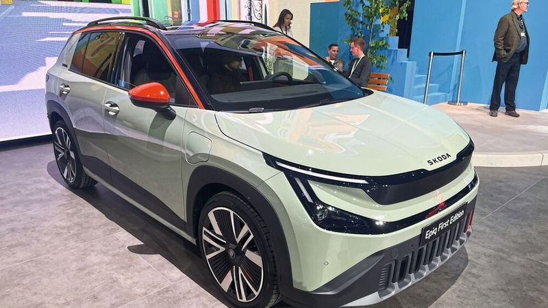 Der Skoda Epiq startet im Kleinwagensegment, ist dennoch 4,17 Meter lang, 1,80 Meter breit und 1,58 Meter hoch. Der Radstand beträgt 2,60 Meter. (Bild: Grimm – VCG)