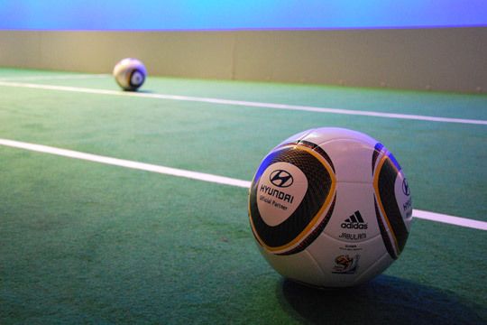 Dieses Jahr steht bei Hyundai ganz im Zeichen der Fußball-Weltmeisterschaft - und so zog sich das Thema Fußball auch durch die gesamte Veranstaltung. (Archiv: Vogel Business Media)