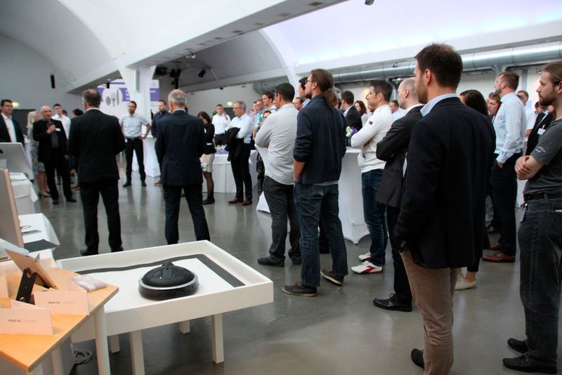 Kurzvorstellung der Produkte und Dienstleistungen der Fachausstellung. (Karin Pfeiffer/elektrotechnik)