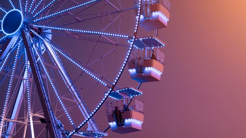 Riesenräder sind mehr als eine Attraktion, sie sind ein Symbol für technologischen Fortschritt. (Bild:  © Karyna – stock.adobe.com)