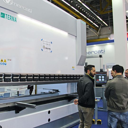 Die italienischen Maschinenbauer sehen sich eher als Nischenanbieter als ihre deutschen Konkurrenten, wie eine neue Studie zeigt.(Itasse)