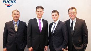 Drei neue Key Account Manager für Fuchs Petrolub: (v.li.) Andreas Binz, Stephan Lenz (Verkaufsleiter Autohausgeschäft), Heinrich Vogel und André Fleissner. (Foto: Fuchs Petrolub)