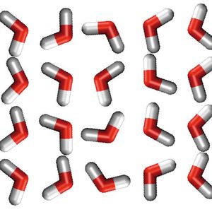 Bei einem Abstand von mehr als ca. 1 Nanometer zwischen zwei Membranen dominiert die Abstoßung durch die Wassermoleküle. Diese richten sich an den Lipiden der Membran aus und verlieren dadurch ihre bevorzugte räumliche Anordnung. So halten sie die Membranen auf Distanz.