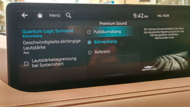 7. Das Infotainment: Das Soundsystem liefert das amerikanische Unternehmen Lexicon; eine Tochtergesellschaft von Harman. Surround-Programme erzeugen virtuelle Umgebungen; der Klang ist sehr sauber und kraftvoll. (Bild: Thomas Günnel/Automobil Industrie)