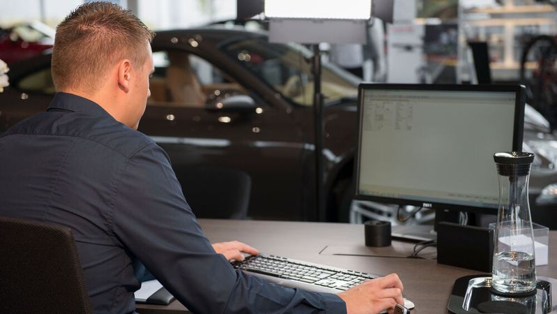 Beim Prozessmanagement im Autohaus könnte ein Digital Officer für Ordnung und Struktur sorgen.(Bild:  ProMotor)