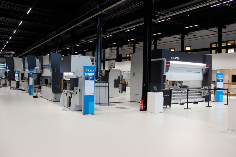 Eindrücke aus dem neuen Experience Center von LVD. (Itasse)