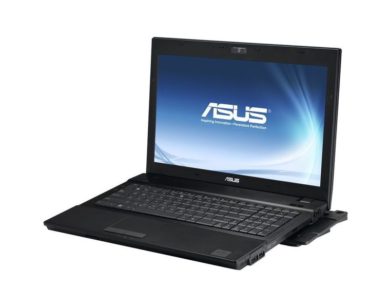 Durch entspiegelte Displays zeichnet sich die neue Business-Notebook-Serie (B-Serie) von Asus aus. (Archiv: Vogel Business Media)