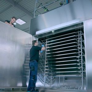 Mit alternativen Lösungen in der Kältetechnik werden klimaschädliche Kältemittel abgelöst.(Bild:  Optima)