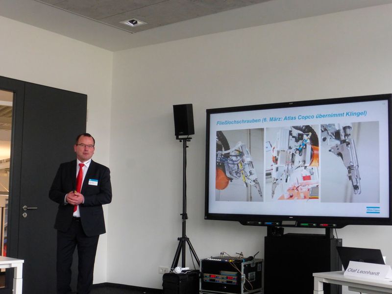 Im Rahmen der Pressekonferenz zur Einweihung des Neubaus in Bretten wurde außerdem bekannt, dass Atals Copco die Fügetechniksparte der Klingel GmbH aus Geretsried übernehmen will. Hier im Bild Robert Klingel, Geschäftsführer der Klingel GmbH Fügetechnik. (Finus / Vogel)