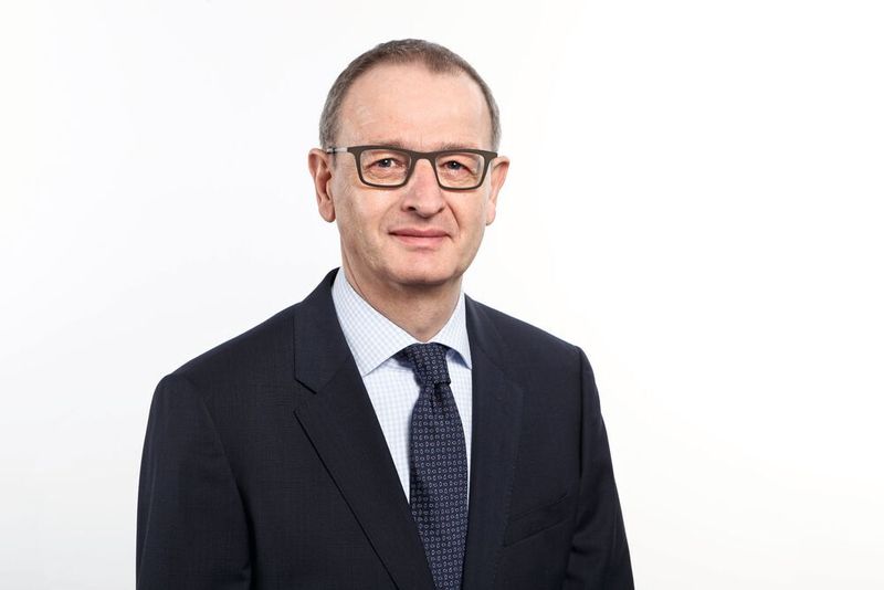  «Aus keinem anderen Land importiert Deutschland so viele Werkzeugmaschinen wie aus der Schweiz.» VDW(Verein Deutscher Werkzeugmaschinenfabriken)-Geschäftsführer Dr. Wilfried Schäfer (Messe Stuttgart)