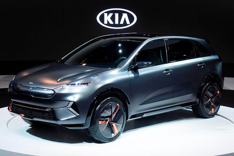 Noch 2018 dürfte die Elektro-Version des SUV Kia Niro kommen. Die Koreaner hatten einen Prototypen Anfang des Jahres auf der Elektronikmesse CES gezeigt. (Kia)