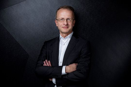 Dr. Jens Schulte, derzeit Finanzvorstand bei Schott, wird als CFO von Thyssenkrupp Nachfolger von Dr. Klaus Keysberg.(Bild:  Thyssenkrupp)