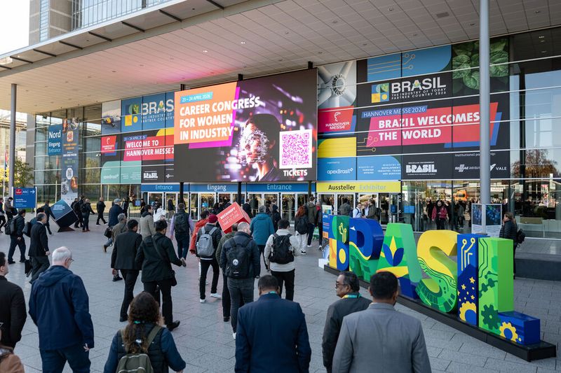 Die Hannover Messe 2026 ist Geschichte. Technologisch zeigt sie Wege für die Industrie in eine wettbewerbsfähige Zukunft mit Künstlicher Intelligenz, Automatisierung und Digitalisierung.  (Bild: Deutsche Messe AG)