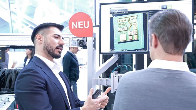 Impulsgeber für neue Projekte und Partnerschafte: Vom 06. bis 08. Oktober 2026 trifft sich die Produktionsbranche in Stuttgart auf der Motek und Bondexpo.  (Bild: P. E. Schall)