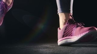 Abb. 1: Der Sportschuh: Alltäglicher Gegenstand mit einer Vielzahl  ausgeklügelter Eigenschaften. (©Konstantin Yuganov - stock.adobe.com)