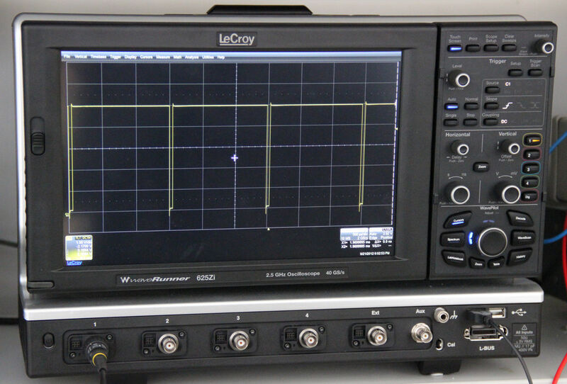 Die Restlebensdauer kann digital per PWM-Signal low oder über ein zusätzliches RC-Glied auch analog ausgegeben werden. (Bild: Ebm-Papst)