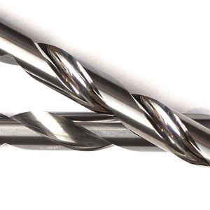 Bei Bohrwerkzeugen ist eine gute Oberfläche der Spannuten entscheidend, damit insbesondere bei der Fertigung von tiefen Bohrungen der effiziente Späneabtransport auch bei hohen Schnittdaten und anspruchsvollen Werkstückstoffen sicher gewährleistet ist, sagen die Experten von ISF.