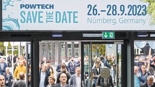 Die Erwartungen von Ausstellern und Besuchern an die Powtech sind hoch. In diesem Jahr soll das Programm um Fluids and Liquids erweitert werden. (Bild: NürnbergMesse / Heiko Stahl)