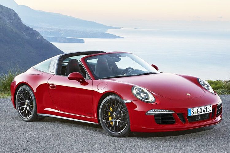 ... und auch das Heck erntet seit seiner Vorstellung nicht nur Applaus. (Foto: Porsche)