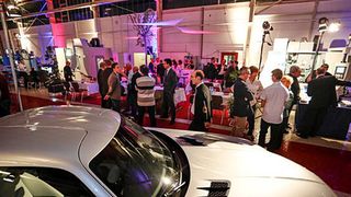 Werkzeugmaschinen und mehr: Der Abendevent rundete das „10 × 10-Forum“ bei Maschinen-Wagner ab. (Bild: Maschinen-Wagner)