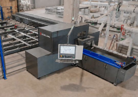 IMA Schelling hat mit der neuen Ablängsäge Xm 250 einen viel geäußerten Kundenwunsch erfüllt. Erstmals präsentiert man das automatisierte Sägesystem für Aluminium- und Buntmetall-Halbzeuge auf der Aluminium in Düsseldorf. Hier bereits ein kleiner Vorgeschmack ...(Bild:  IMA Schelling Precision)