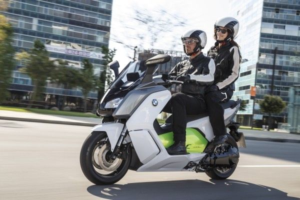 Neben der Verwendung der Speichermodule sowie elektronischer Komponenten, wie sie auch im BMW i3 zum Einsatz kommen, betraf dies insbesondere auch die elektrotechnische Sicherheit nach PKW-Standards.  (BMW)