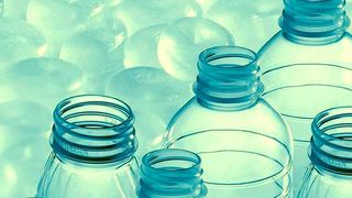 Die Industrievereinigung Kunststoffverpackungen zieht Bilanz und blickt in die Zukunft. Das Bild, das sich da ergibt, sieht nicht rosig aus. In allen Bereichen sind Umsatzrückgänge zu verkraften. Hier mehr dazu ... (Bild: G. Grimms)