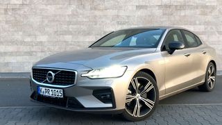 Unter anderem S60-Halter müssen mit ihrem Fahrzeug demnächst in die Werkstatt.   (Bild: 
Jens Scheiner/»Automobil Industrie«)